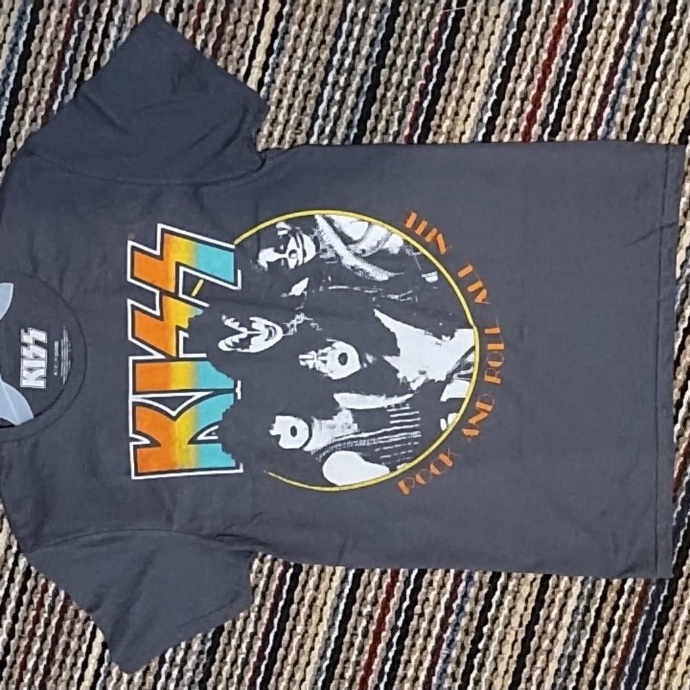 New KISS t-shirt in gray